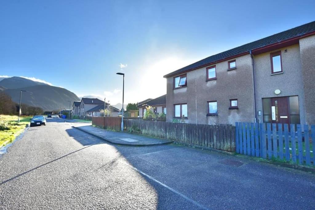 Skye'S Place Caol Exterior foto